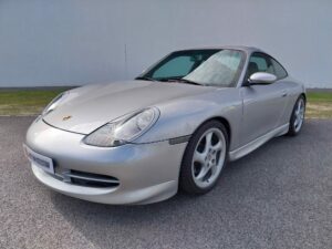 996 Grise coupe 1